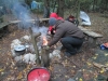 primitives Kochen am Feuer